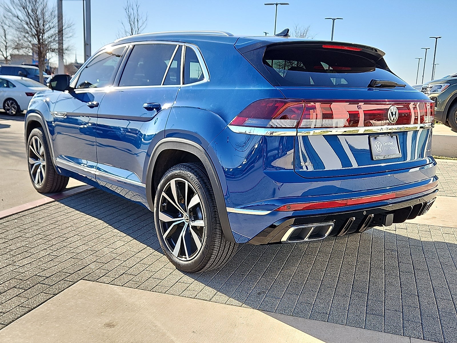 2025 Volkswagen Atlas Cross Sport 2.0T SEL Premium R-Line