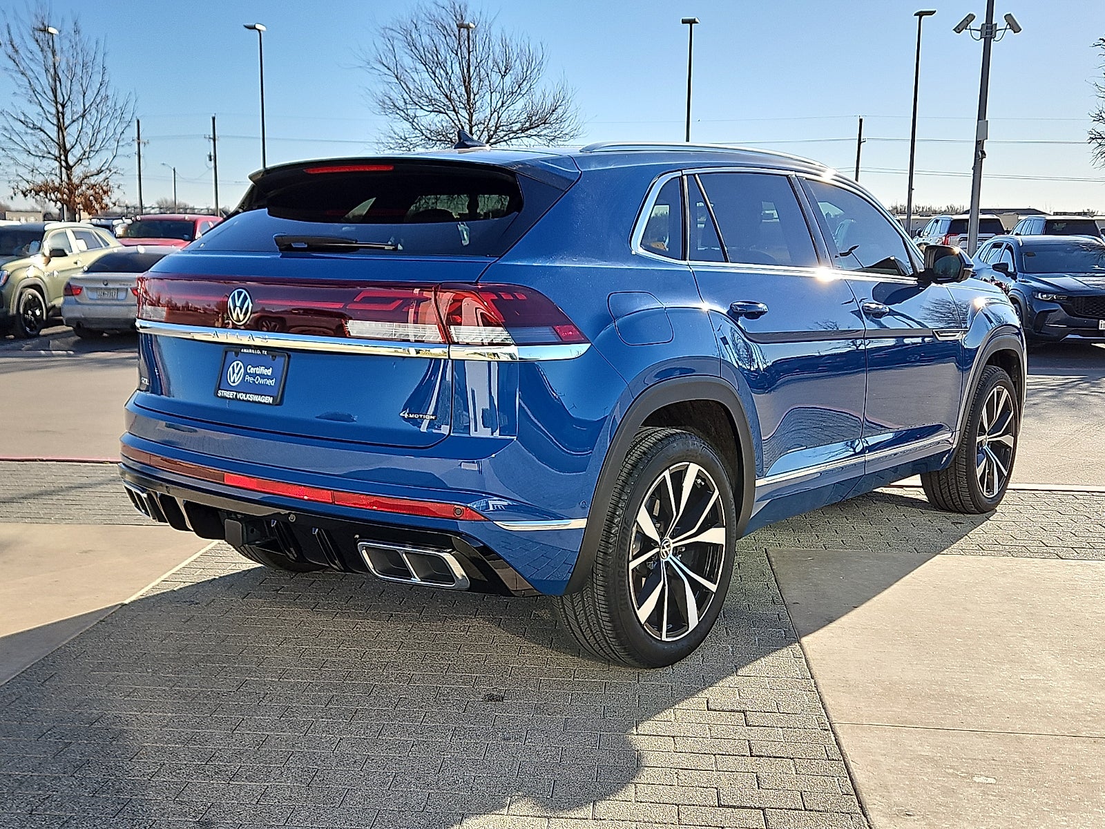 2025 Volkswagen Atlas Cross Sport 2.0T SEL Premium R-Line