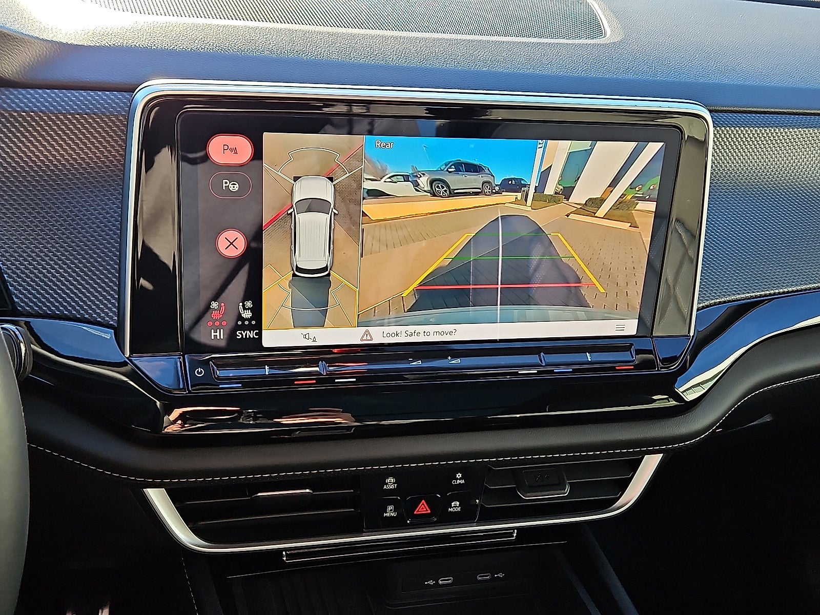 2025 Volkswagen Atlas Cross Sport 2.0T SEL Premium R-Line