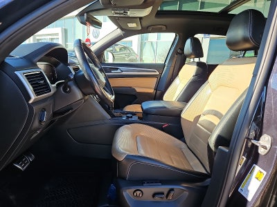 2022 Volkswagen Atlas Cross Sport 3.6L V6 SEL Premium R-Line