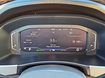 2022 Volkswagen Atlas Cross Sport 3.6L V6 SEL Premium R-Line