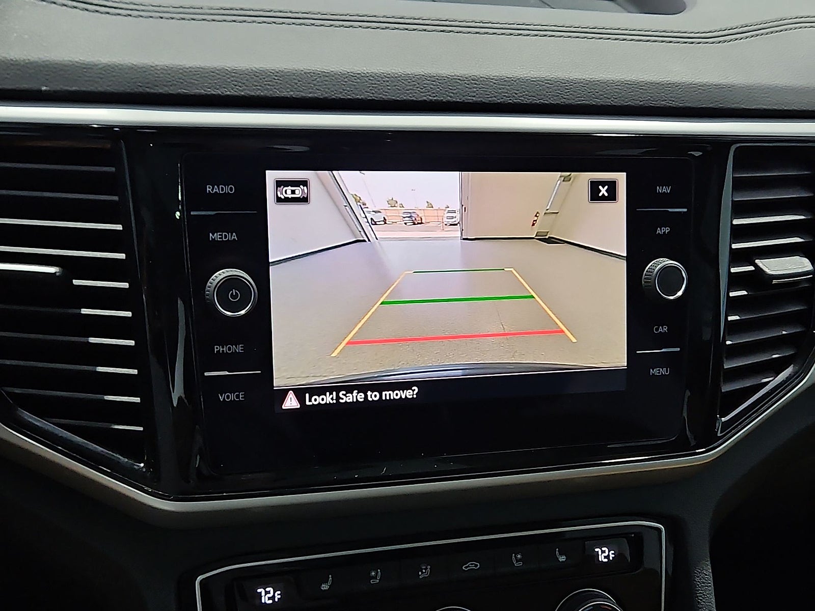 2023 Volkswagen Atlas Cross Sport 3.6L V6 SEL Premium R-Line