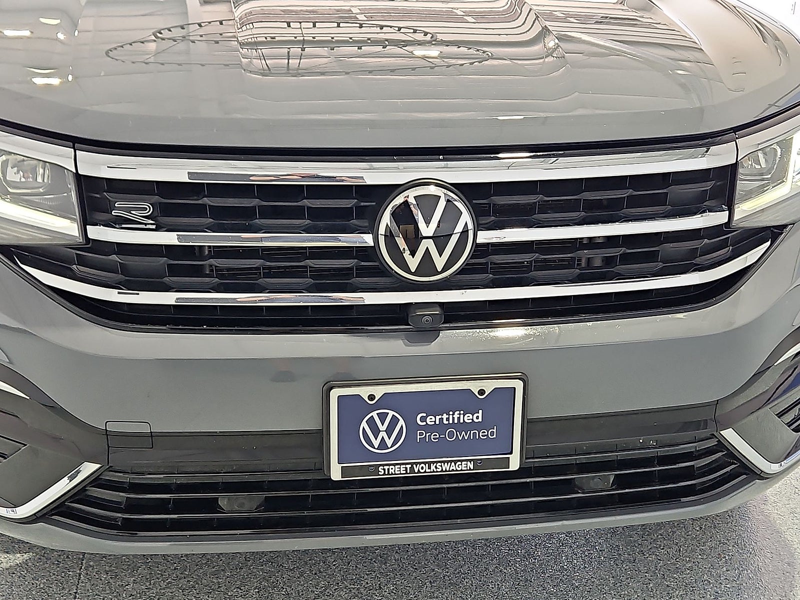 2023 Volkswagen Atlas Cross Sport 3.6L V6 SEL Premium R-Line