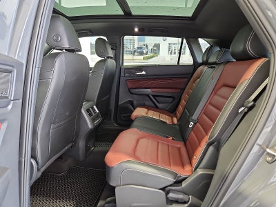 2023 Volkswagen Atlas Cross Sport 3.6L V6 SEL Premium R-Line
