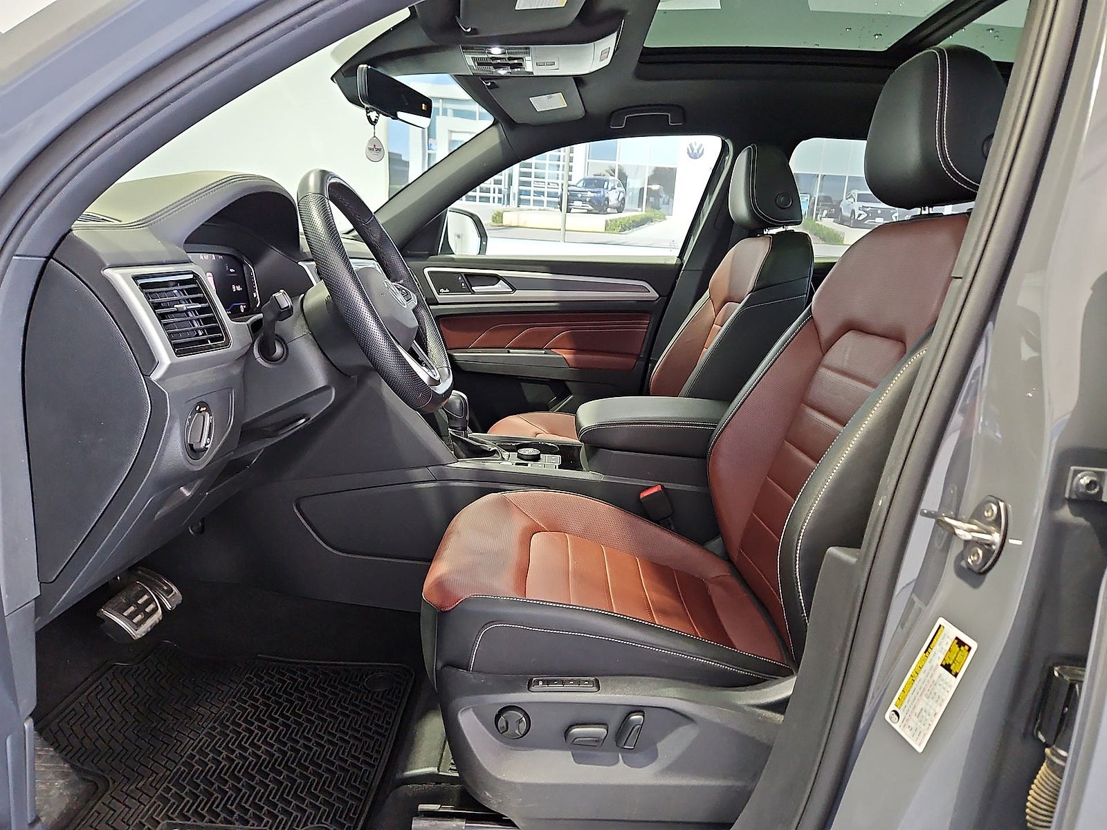 2023 Volkswagen Atlas Cross Sport 3.6L V6 SEL Premium R-Line