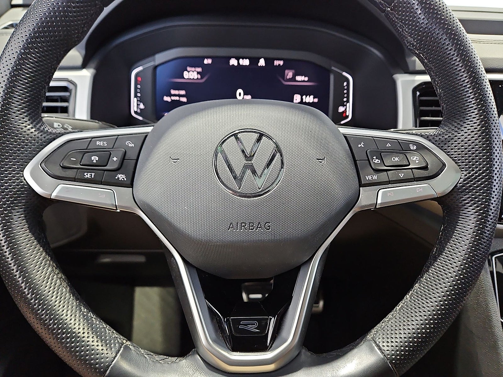 2023 Volkswagen Atlas Cross Sport 3.6L V6 SEL Premium R-Line