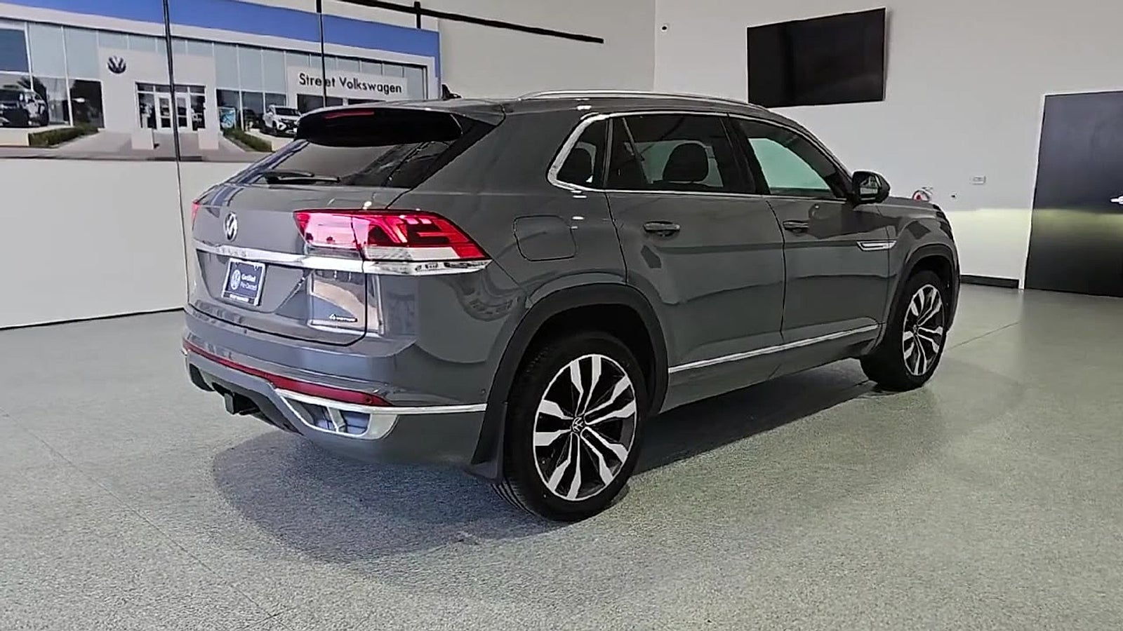 2023 Volkswagen Atlas Cross Sport 3.6L V6 SEL Premium R-Line