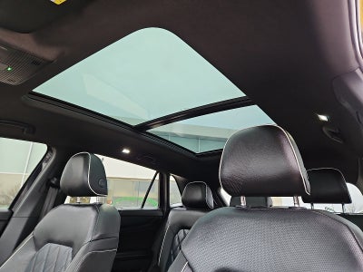 2025 Volkswagen Atlas Cross Sport 2.0T SEL Premium R-Line