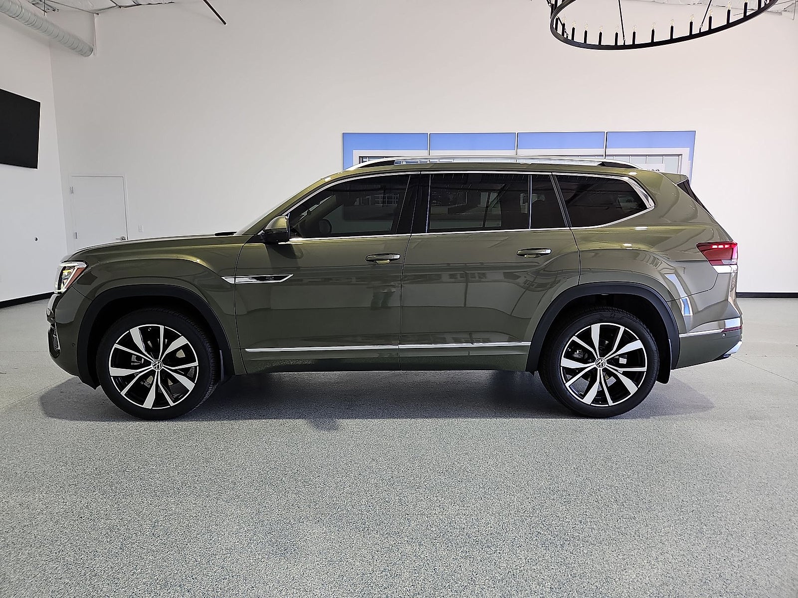 2026 Volkswagen Atlas SEL Premium R-Line