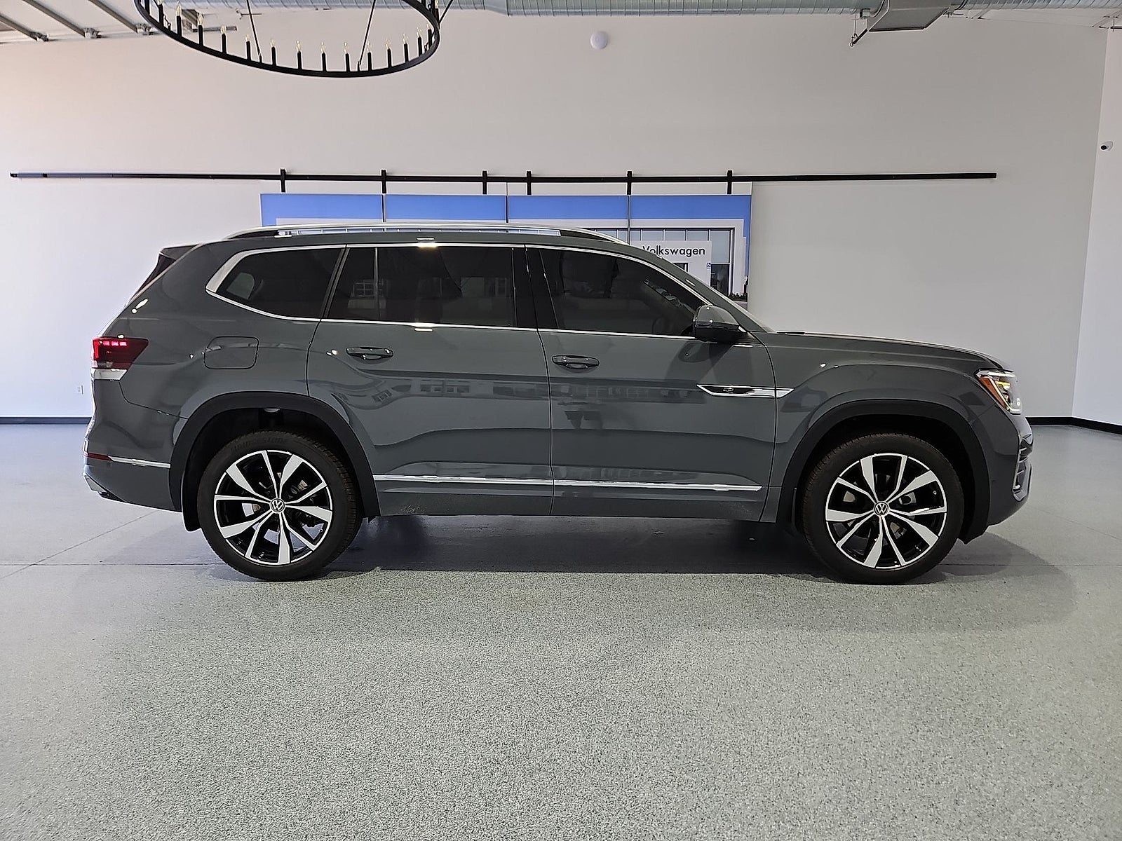 2026 Volkswagen Atlas SEL Premium R-Line