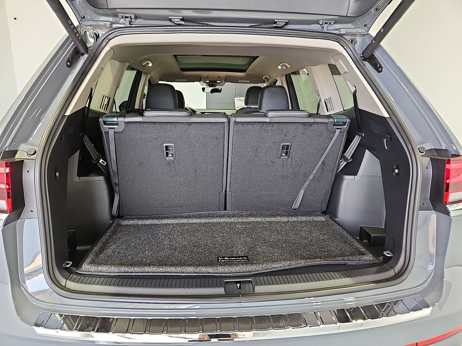 2026 Volkswagen Atlas SEL Premium R-Line
