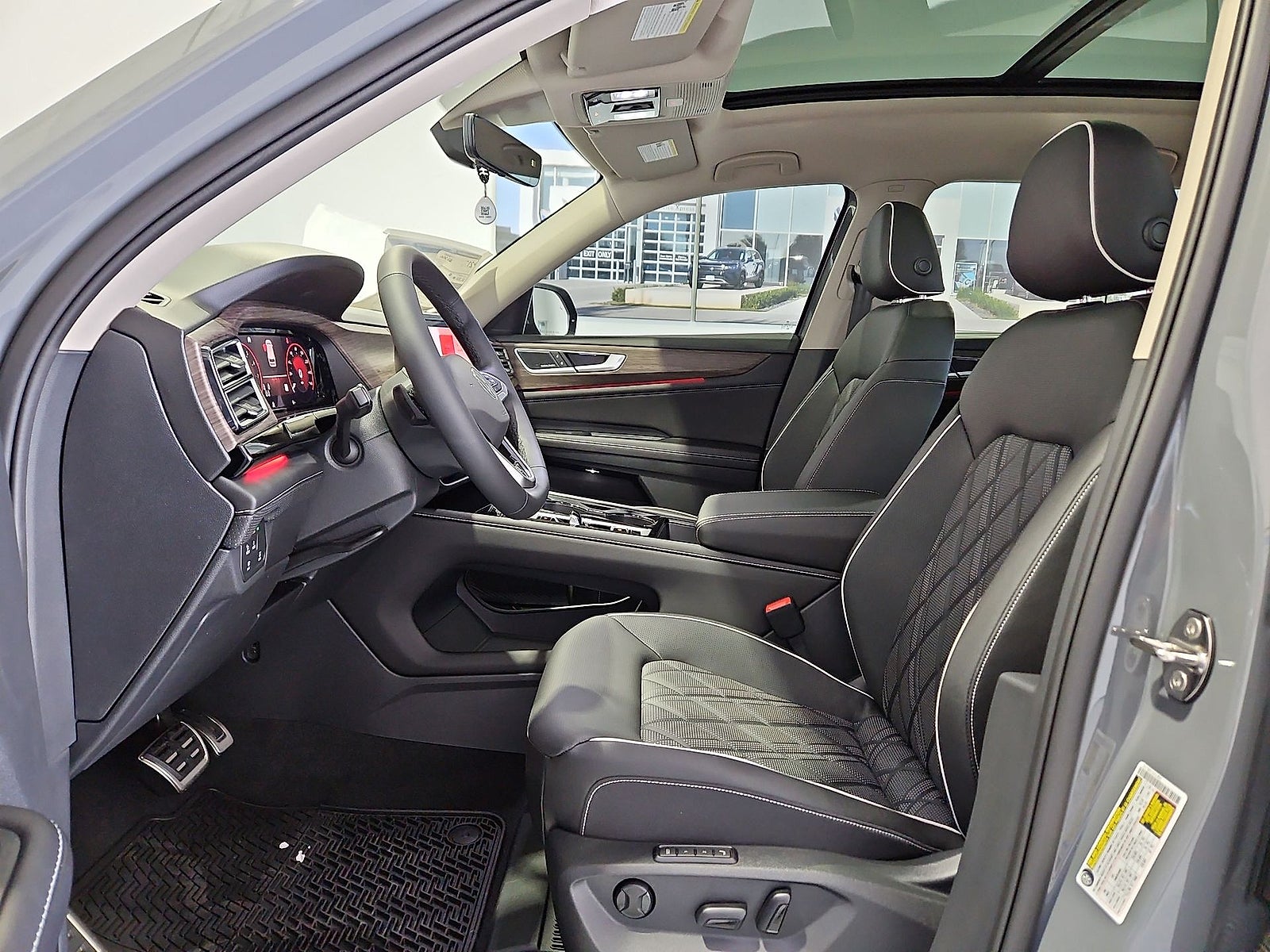 2026 Volkswagen Atlas SEL Premium R-Line