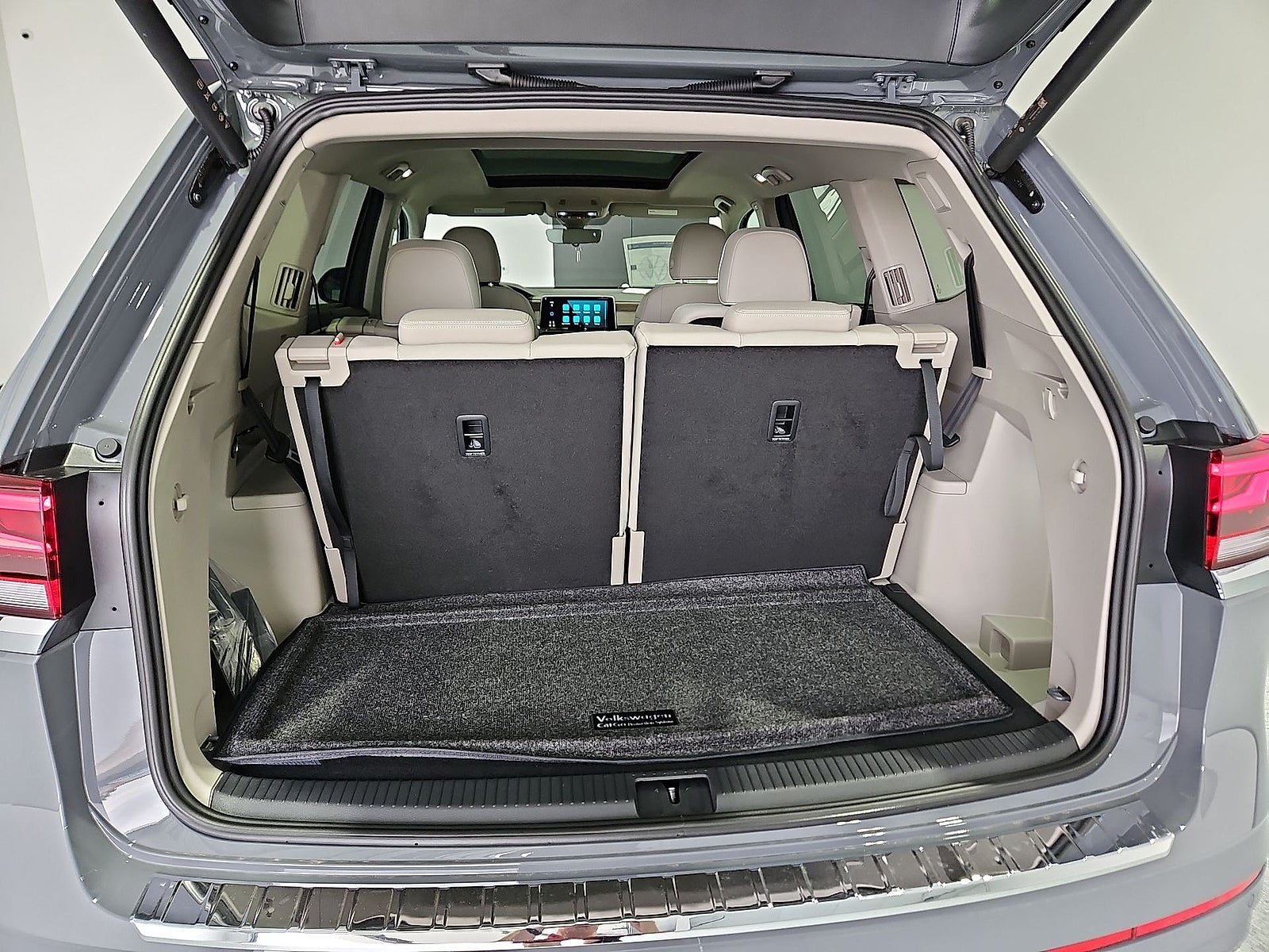 2026 Volkswagen Atlas SEL Premium R-Line