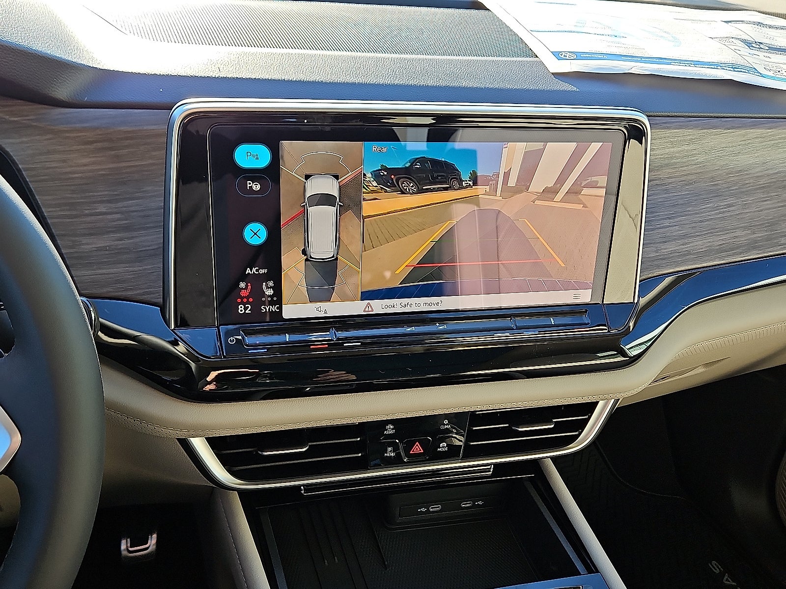 2026 Volkswagen Atlas 2.0T SEL Premium R-Line