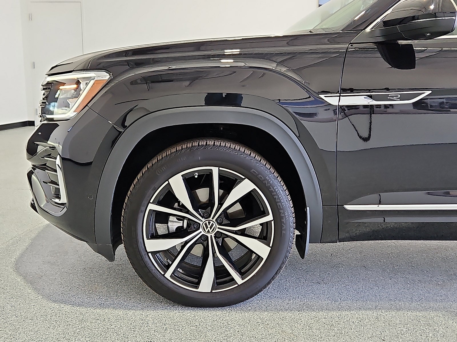 2026 Volkswagen Atlas SEL Premium R-Line