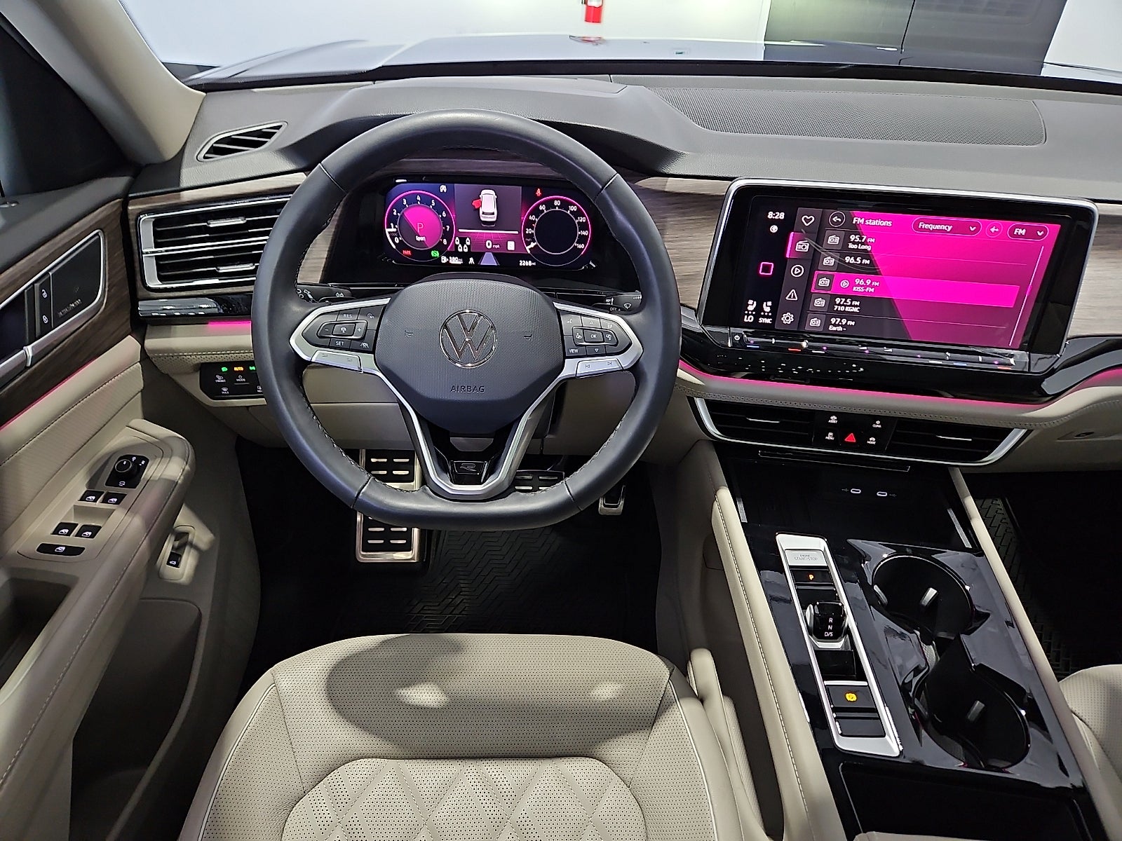 2026 Volkswagen Atlas SEL Premium R-Line