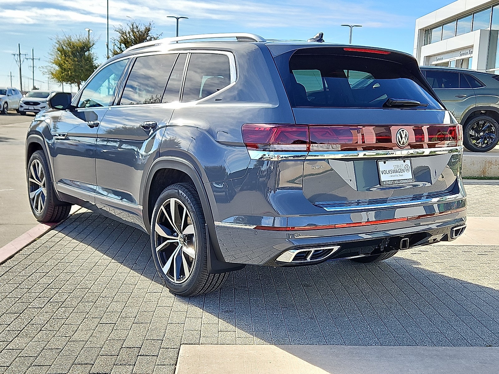 2026 Volkswagen Atlas 2.0T SEL Premium R-Line