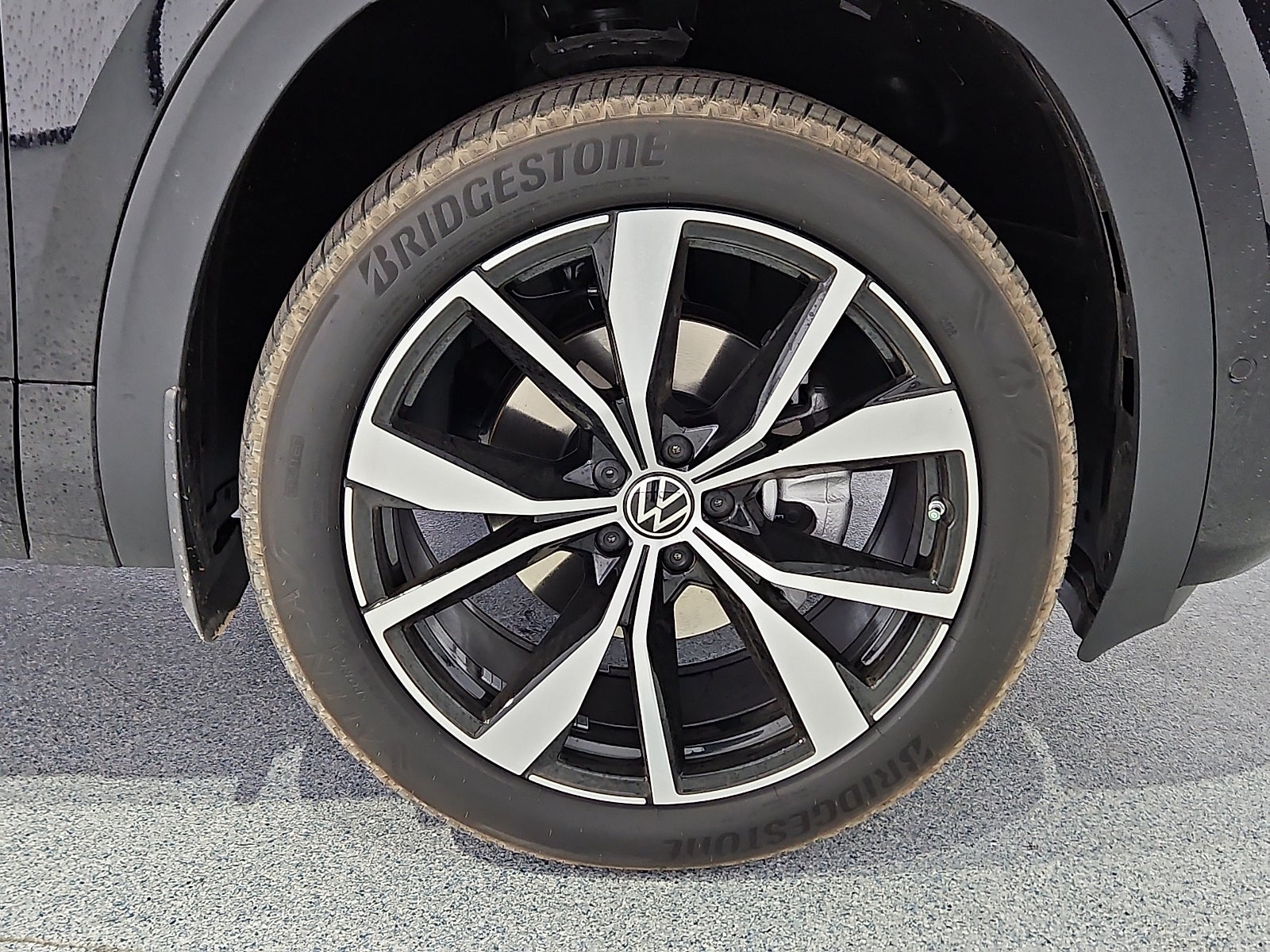 2026 Volkswagen Atlas SEL Premium R-Line
