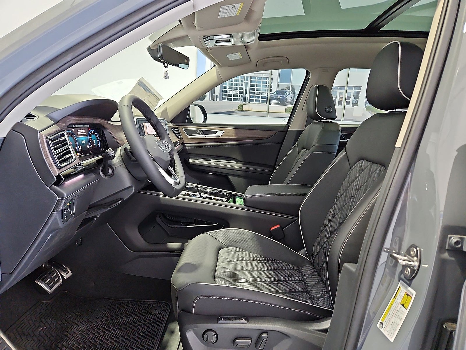 2026 Volkswagen Atlas SEL Premium R-Line