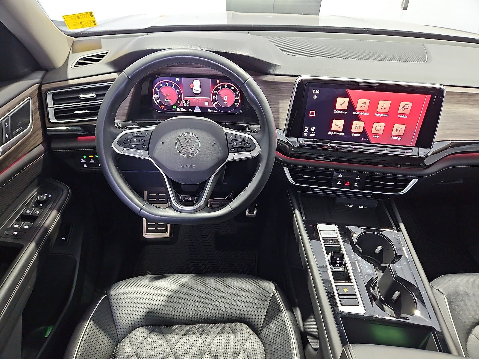 2025 Volkswagen Atlas 2.0T SEL Premium R-Line