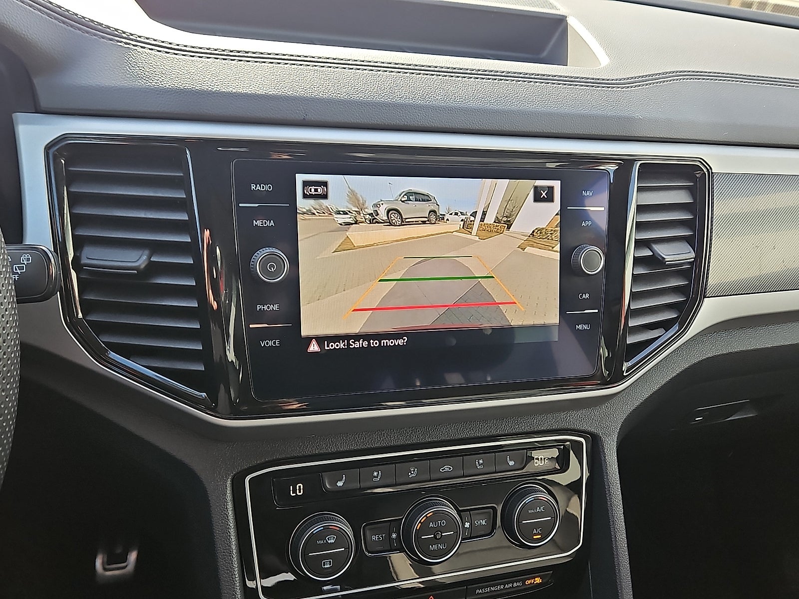 2022 Volkswagen Atlas 3.6L V6 SEL Premium R-Line