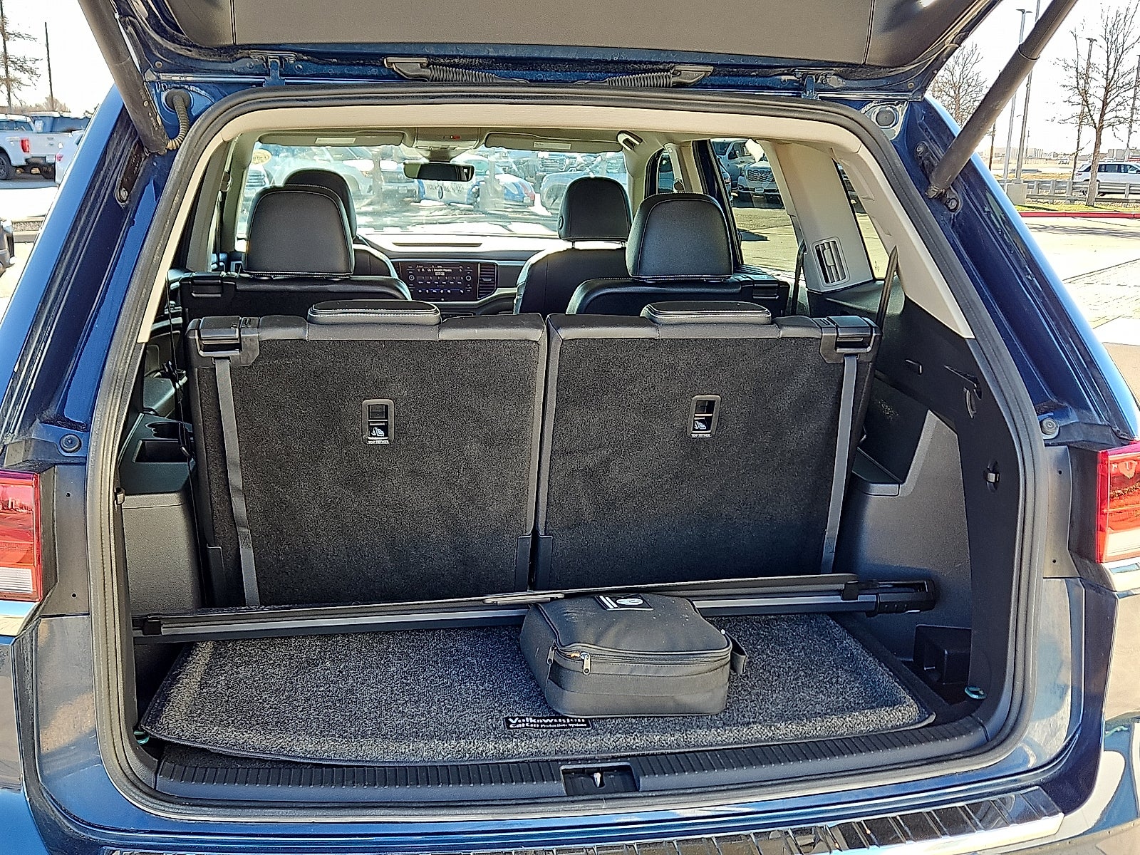 2023 Volkswagen Atlas 3.6L V6 SEL Premium R-Line