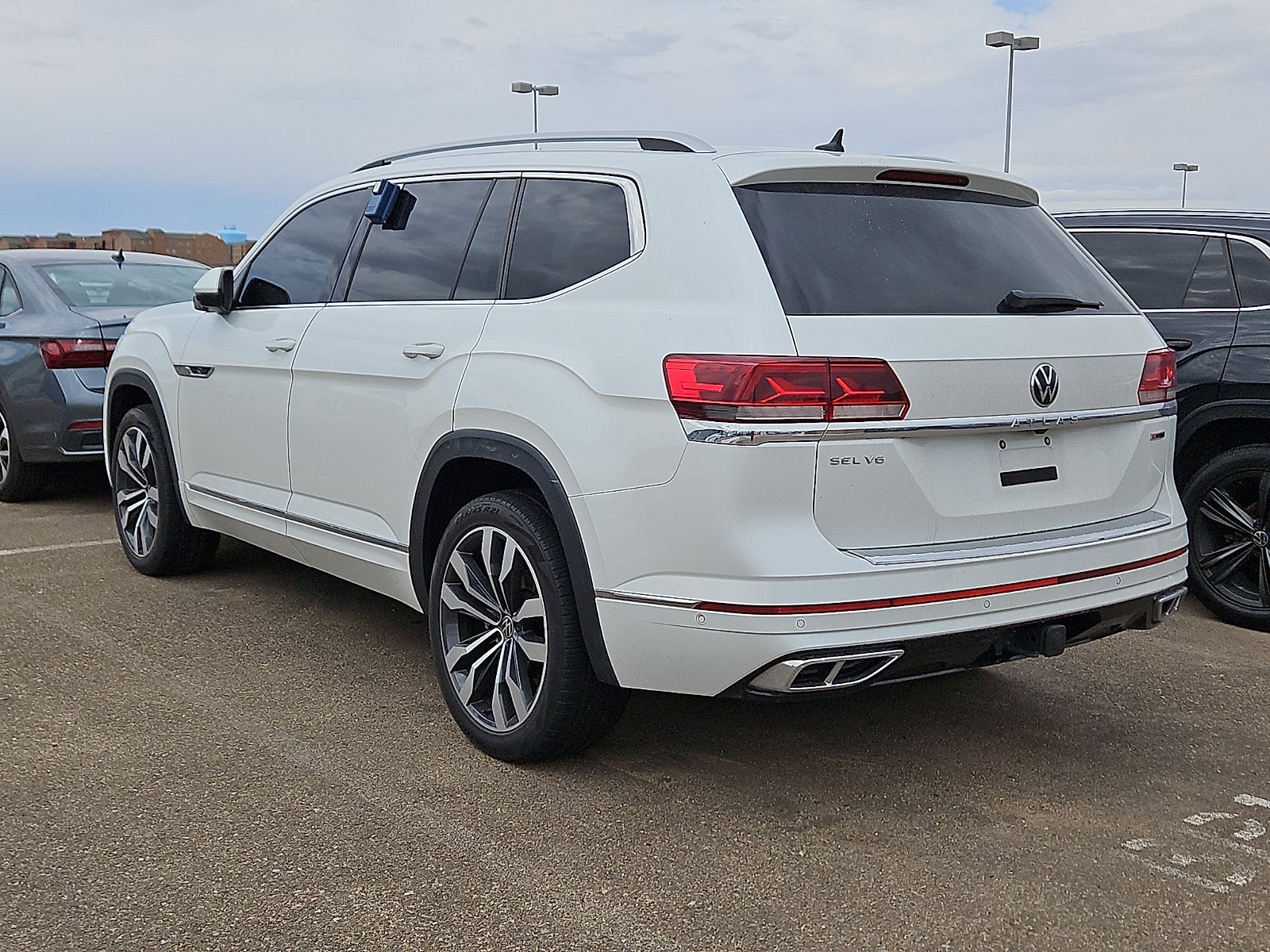 2022 Volkswagen Atlas 3.6L V6 SEL Premium R-Line