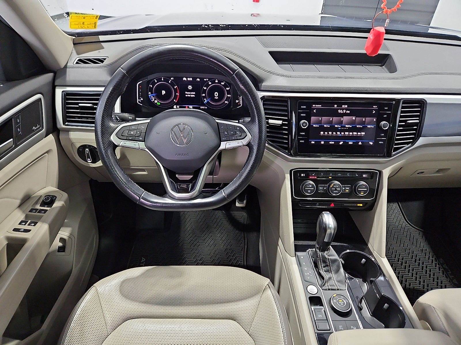 2023 Volkswagen Atlas 3.6L V6 SEL Premium R-Line