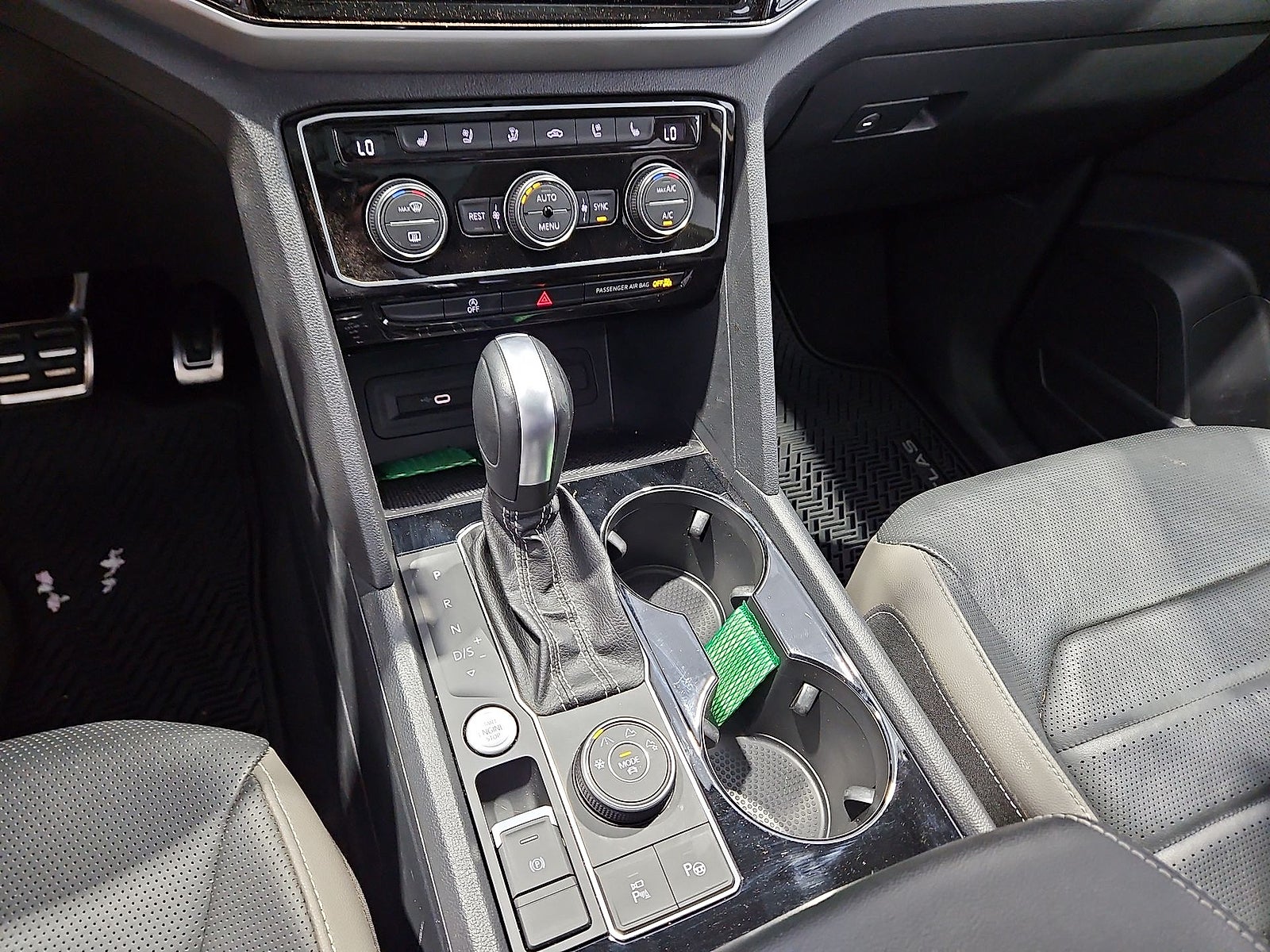 2023 Volkswagen Atlas 3.6L V6 SEL Premium R-Line