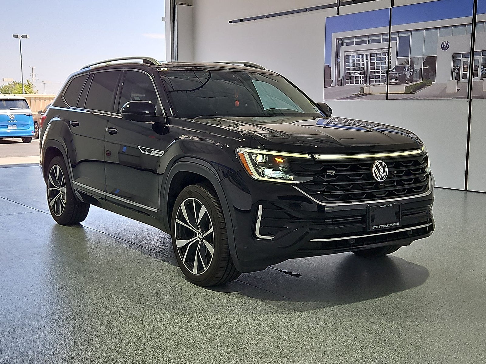 2024 Volkswagen Atlas 2.0T SEL Premium R-Line