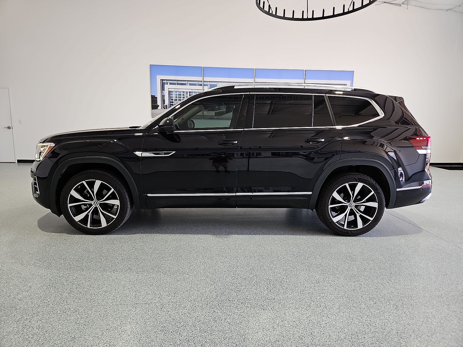 2024 Volkswagen Atlas 2.0T SEL Premium R-Line