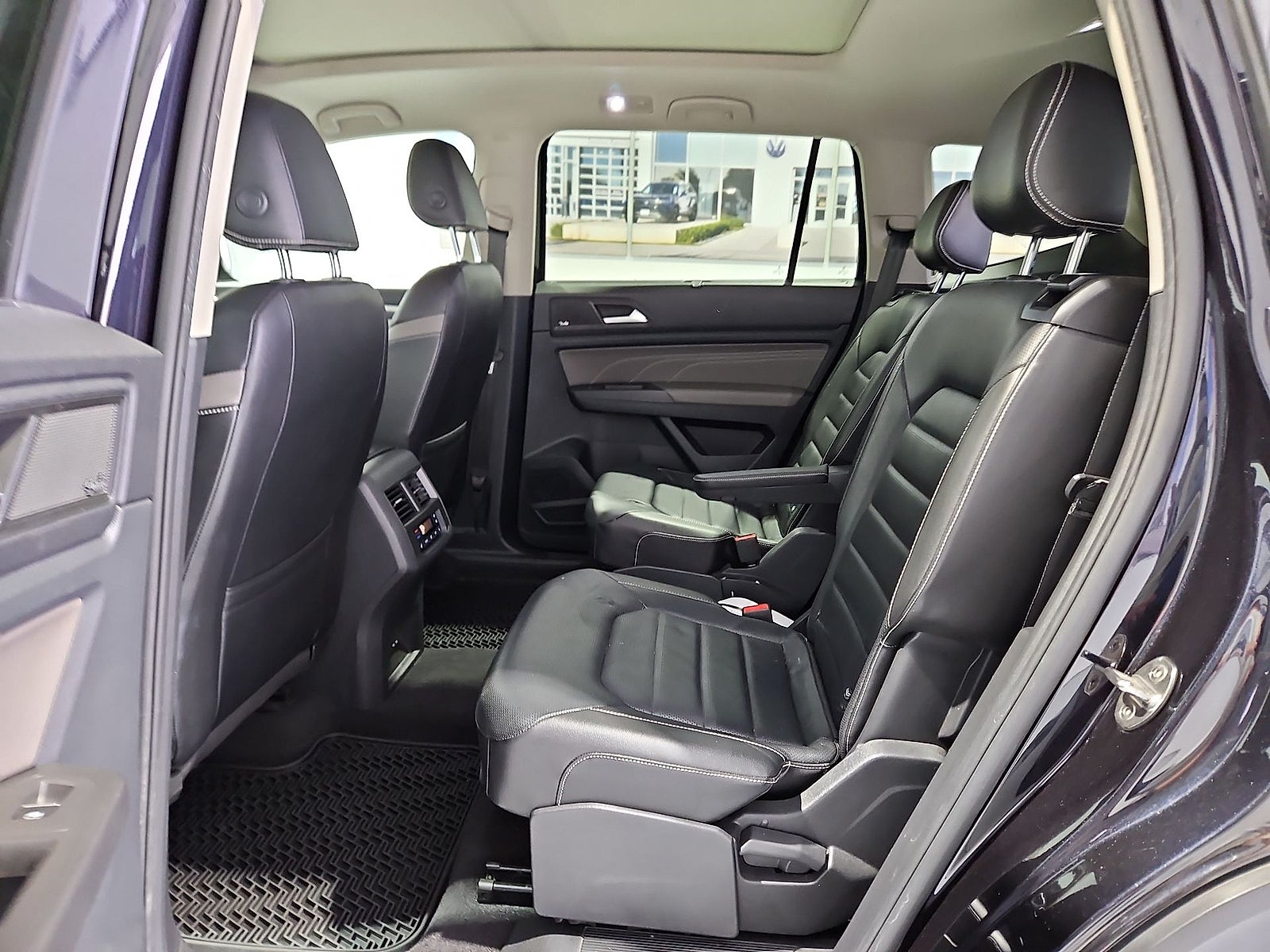 2022 Volkswagen Atlas 3.6L V6 SEL Premium R-Line