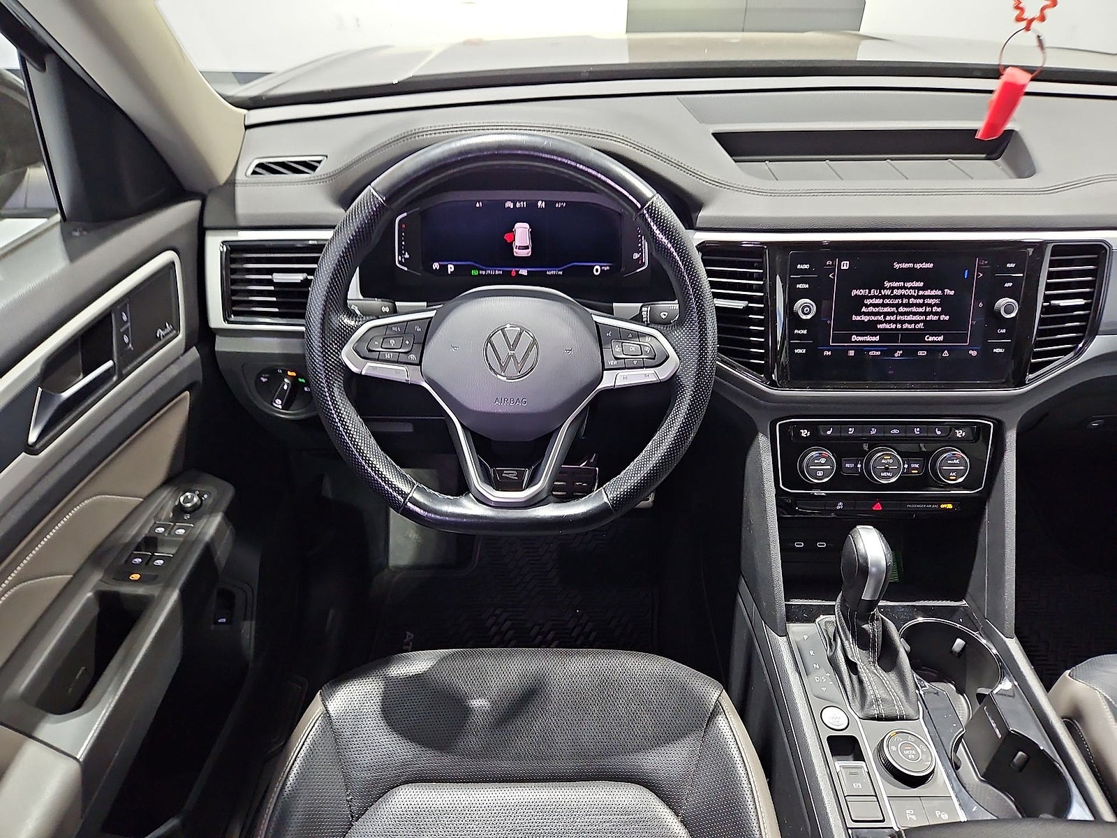 2022 Volkswagen Atlas 3.6L V6 SEL Premium R-Line