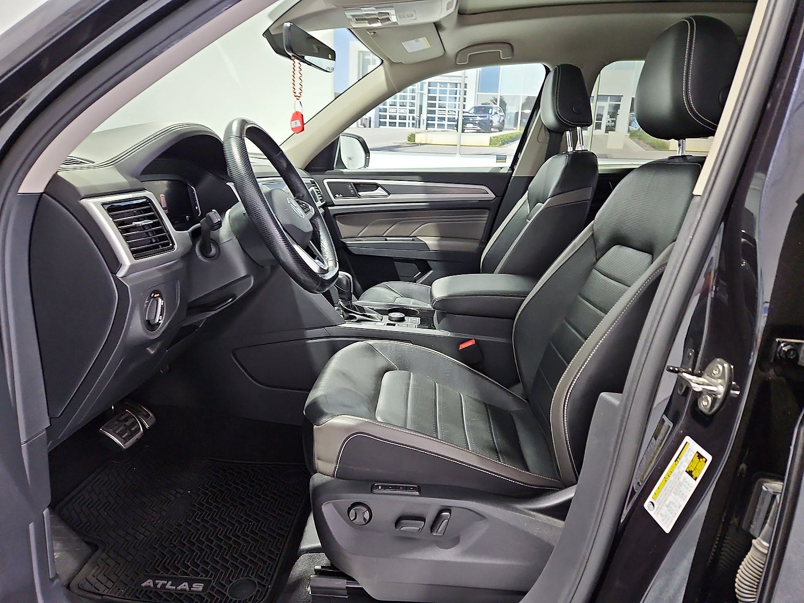 2022 Volkswagen Atlas 3.6L V6 SEL Premium R-Line