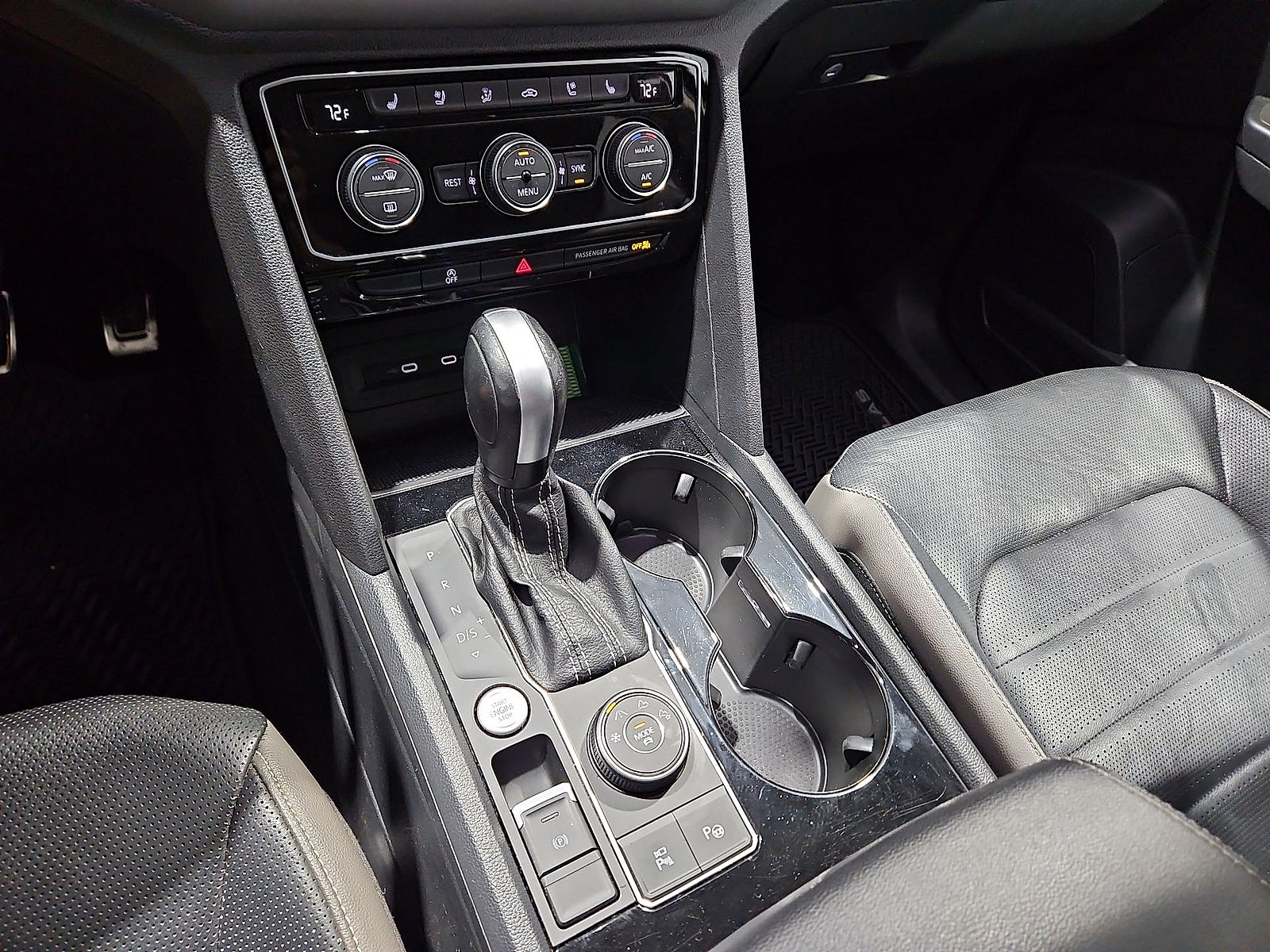 2022 Volkswagen Atlas 3.6L V6 SEL Premium R-Line