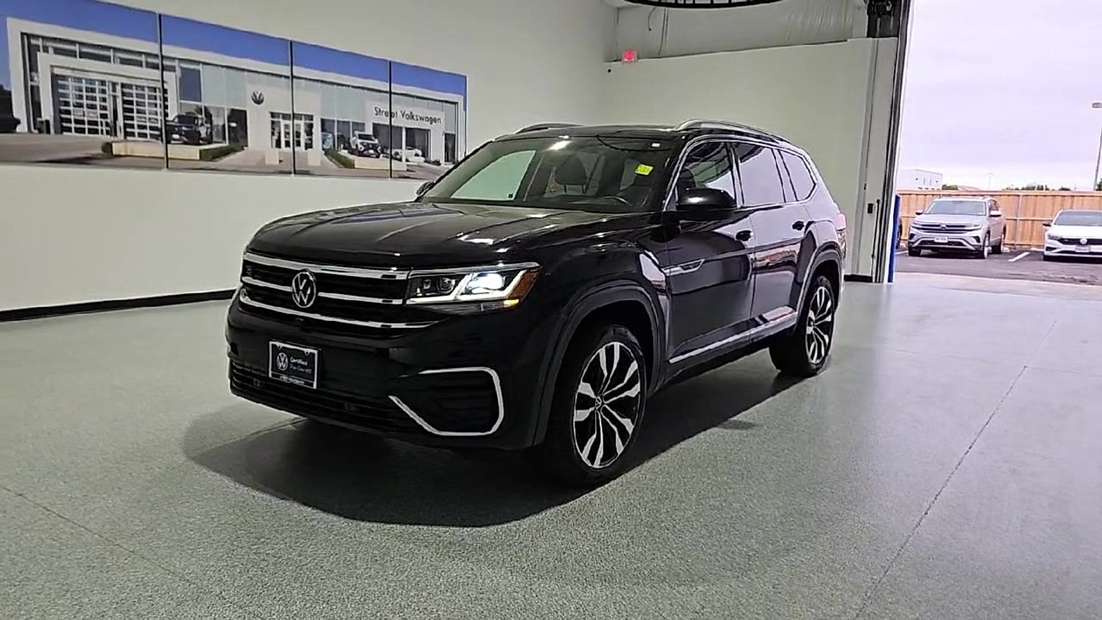 2022 Volkswagen Atlas 3.6L V6 SEL Premium R-Line