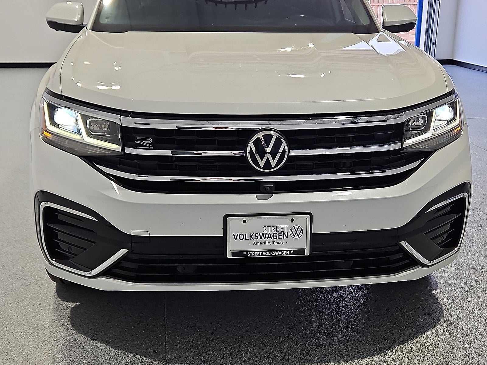 2023 Volkswagen Atlas 3.6L V6 SEL Premium R-Line