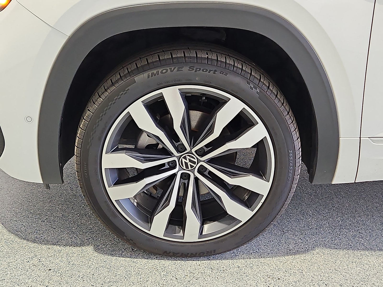 2023 Volkswagen Atlas 3.6L V6 SEL Premium R-Line