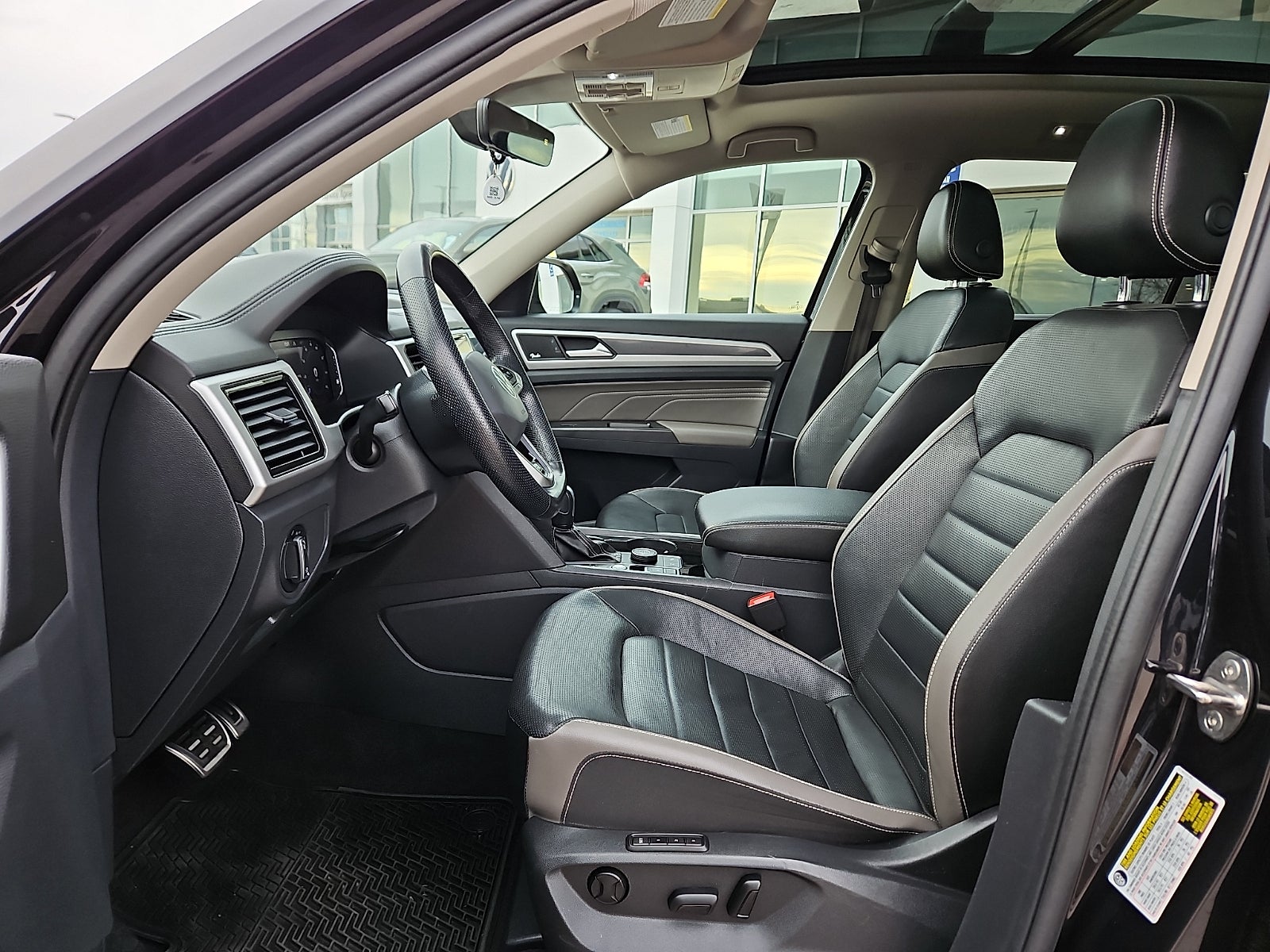 2022 Volkswagen Atlas 3.6L V6 SEL Premium R-Line