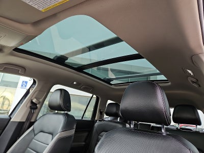 2022 Volkswagen Atlas 3.6L V6 SEL Premium R-Line