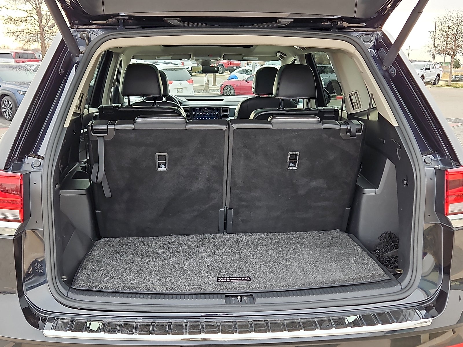 2022 Volkswagen Atlas 3.6L V6 SEL Premium R-Line