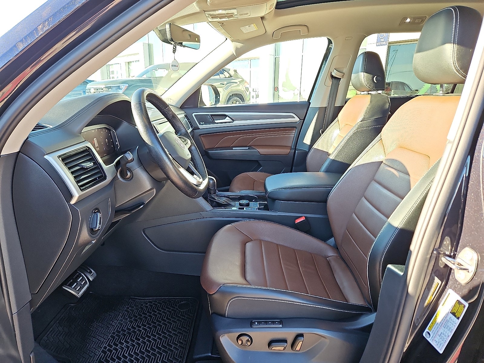 2023 Volkswagen Atlas 3.6L V6 SEL Premium R-Line