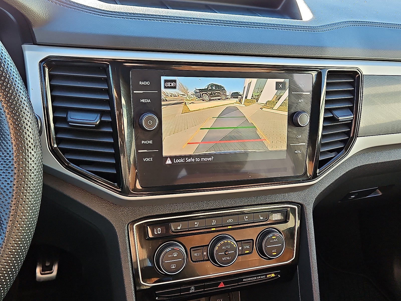 2023 Volkswagen Atlas 3.6L V6 SEL Premium R-Line