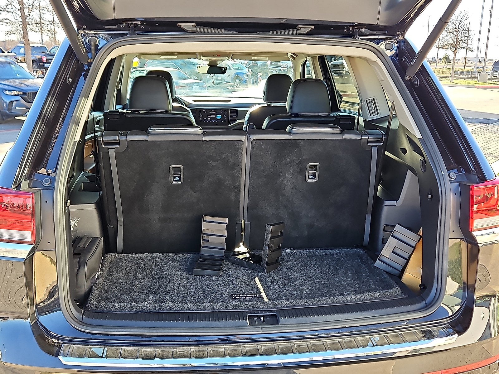 2023 Volkswagen Atlas 3.6L V6 SEL Premium R-Line