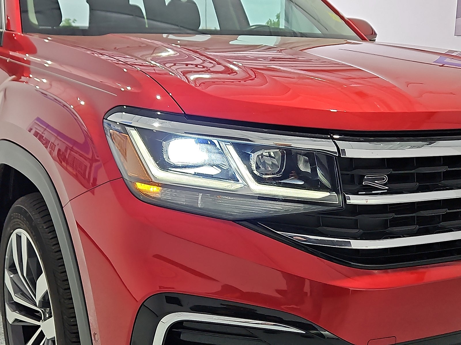 2022 Volkswagen Atlas 3.6L V6 SEL Premium R-Line