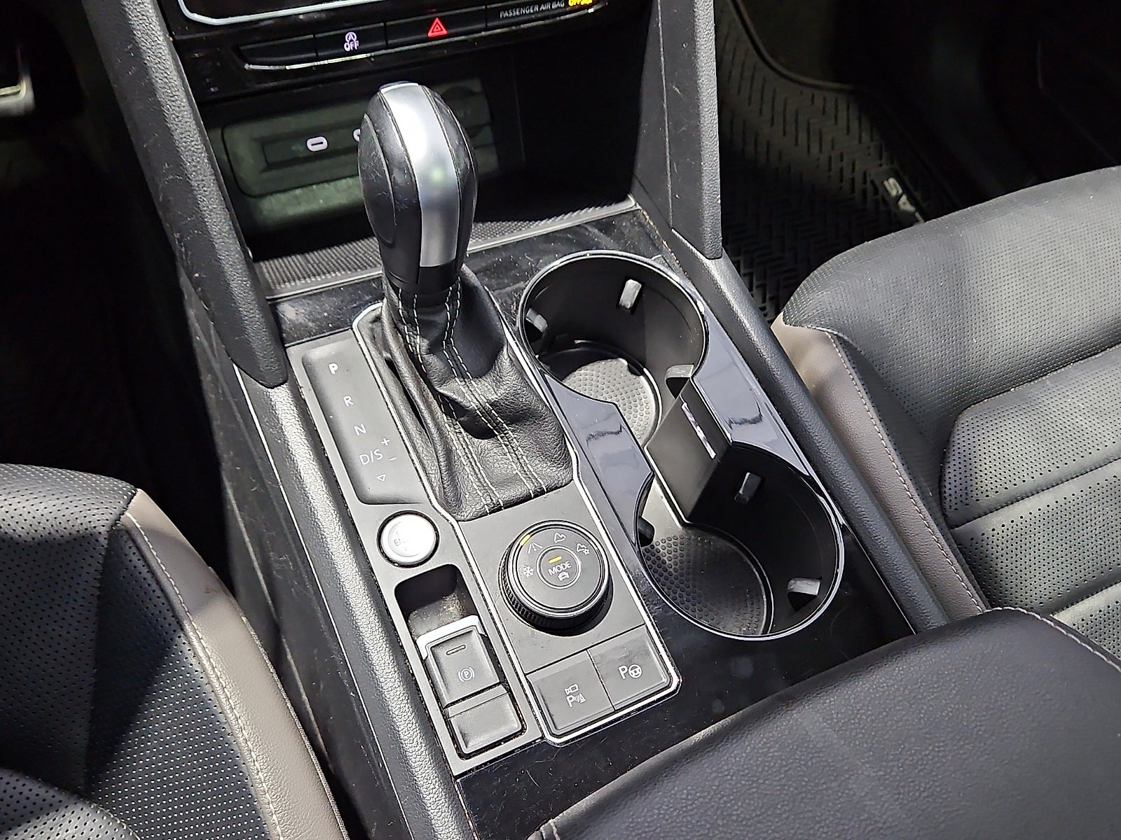 2023 Volkswagen Atlas 3.6L V6 SEL Premium R-Line