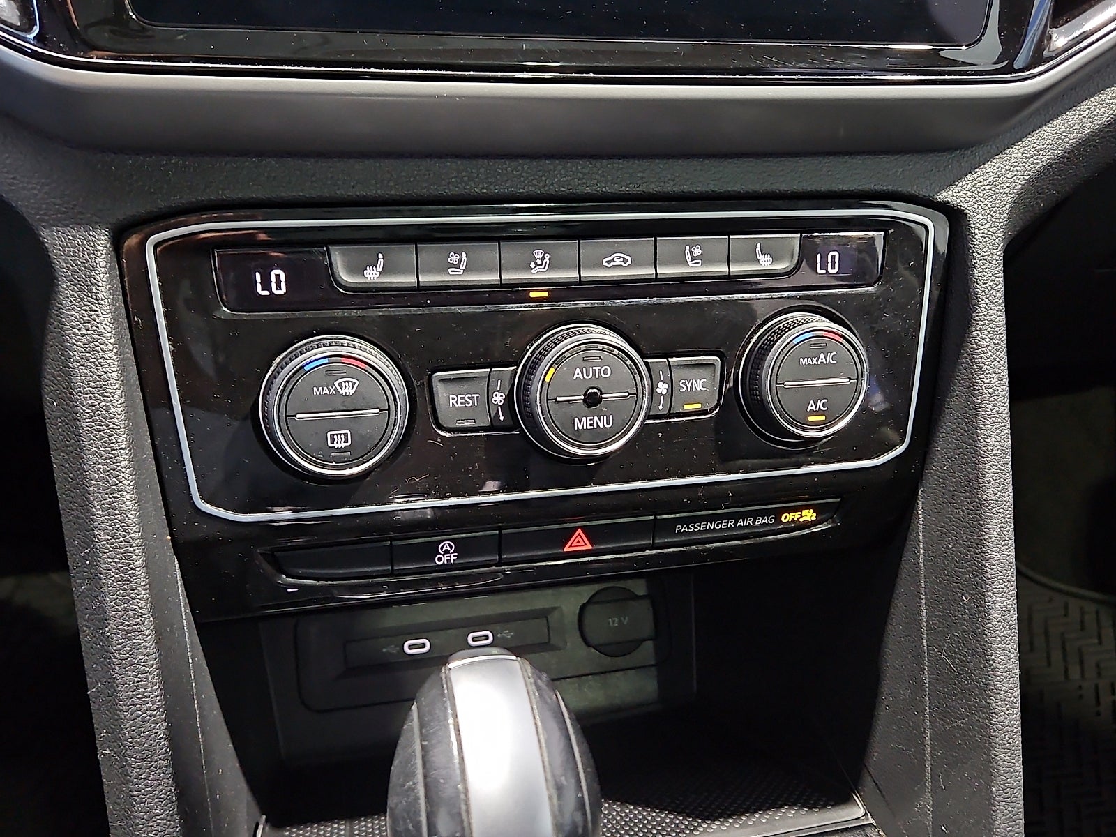 2023 Volkswagen Atlas 3.6L V6 SEL Premium R-Line