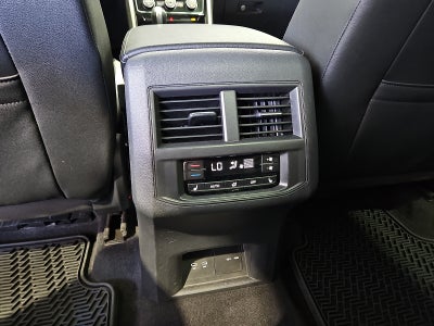 2023 Volkswagen Atlas 3.6L V6 SEL Premium R-Line