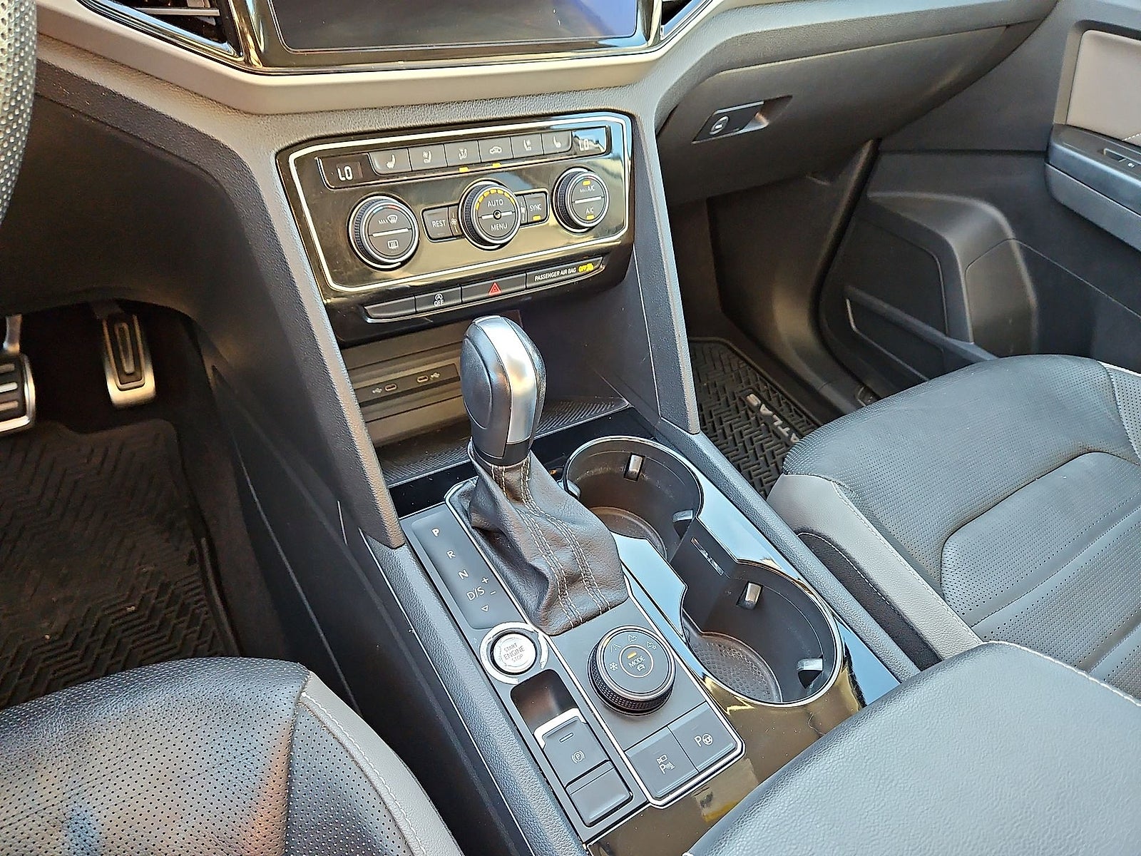 2021 Volkswagen Atlas 3.6L V6 SEL Premium R-Line