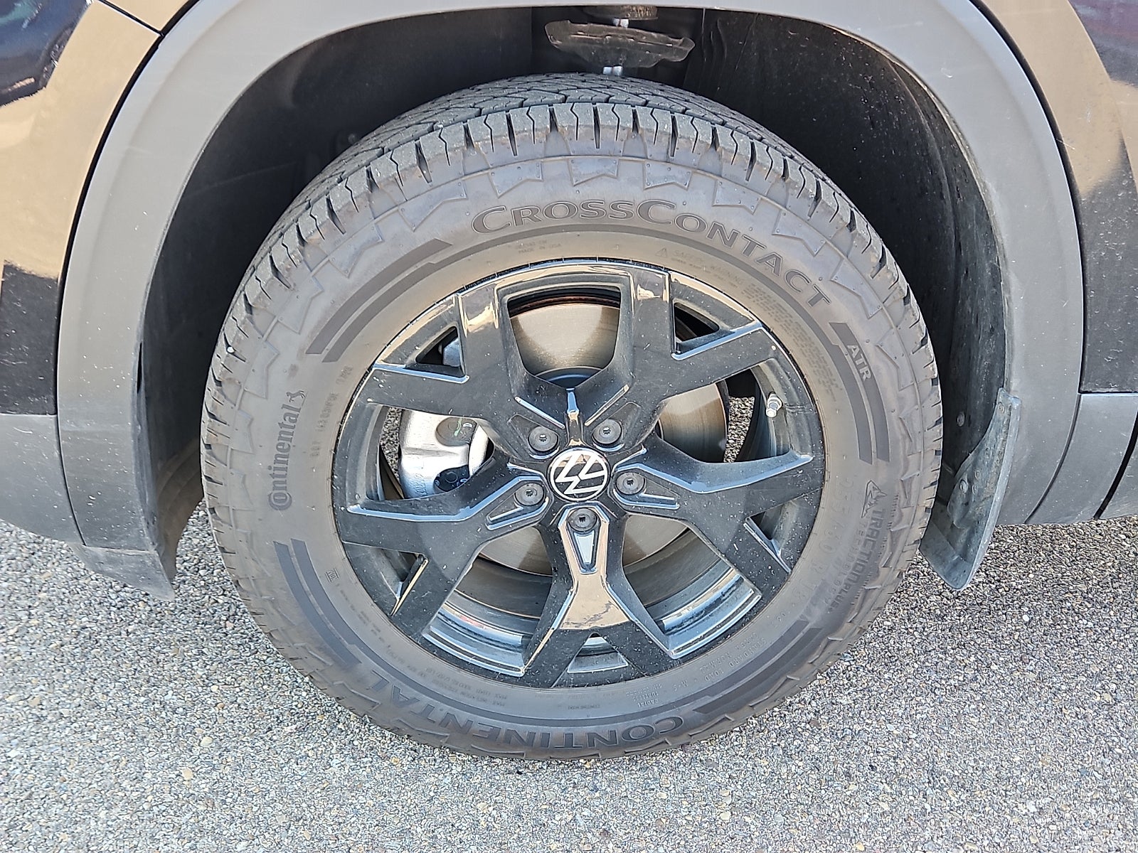 2024 Volkswagen Atlas 2.0T Peak Edition SEL
